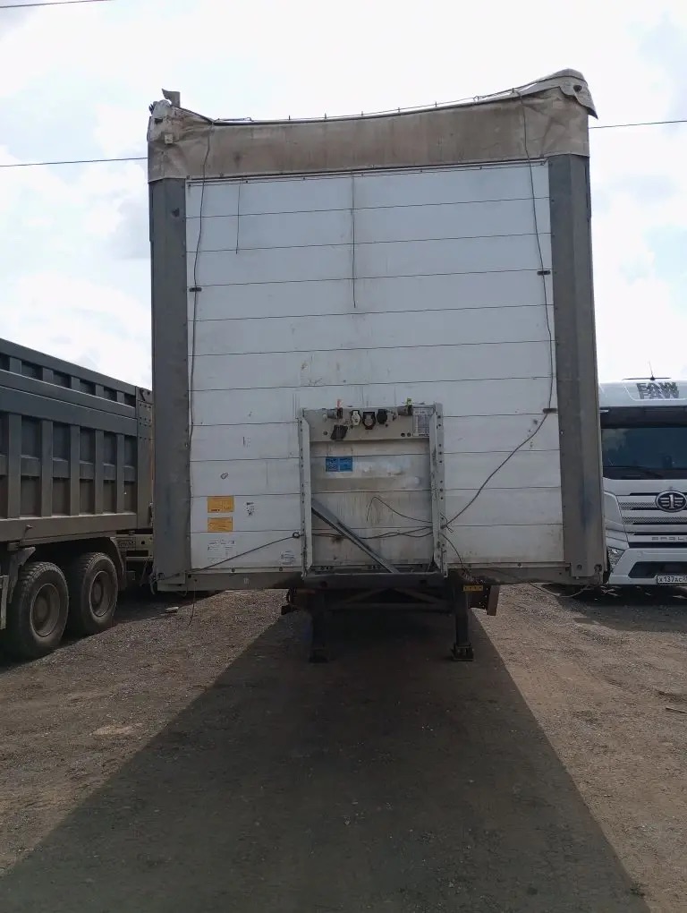 Schmitz Cargobull 9084 Полуприцеп шторный 9084