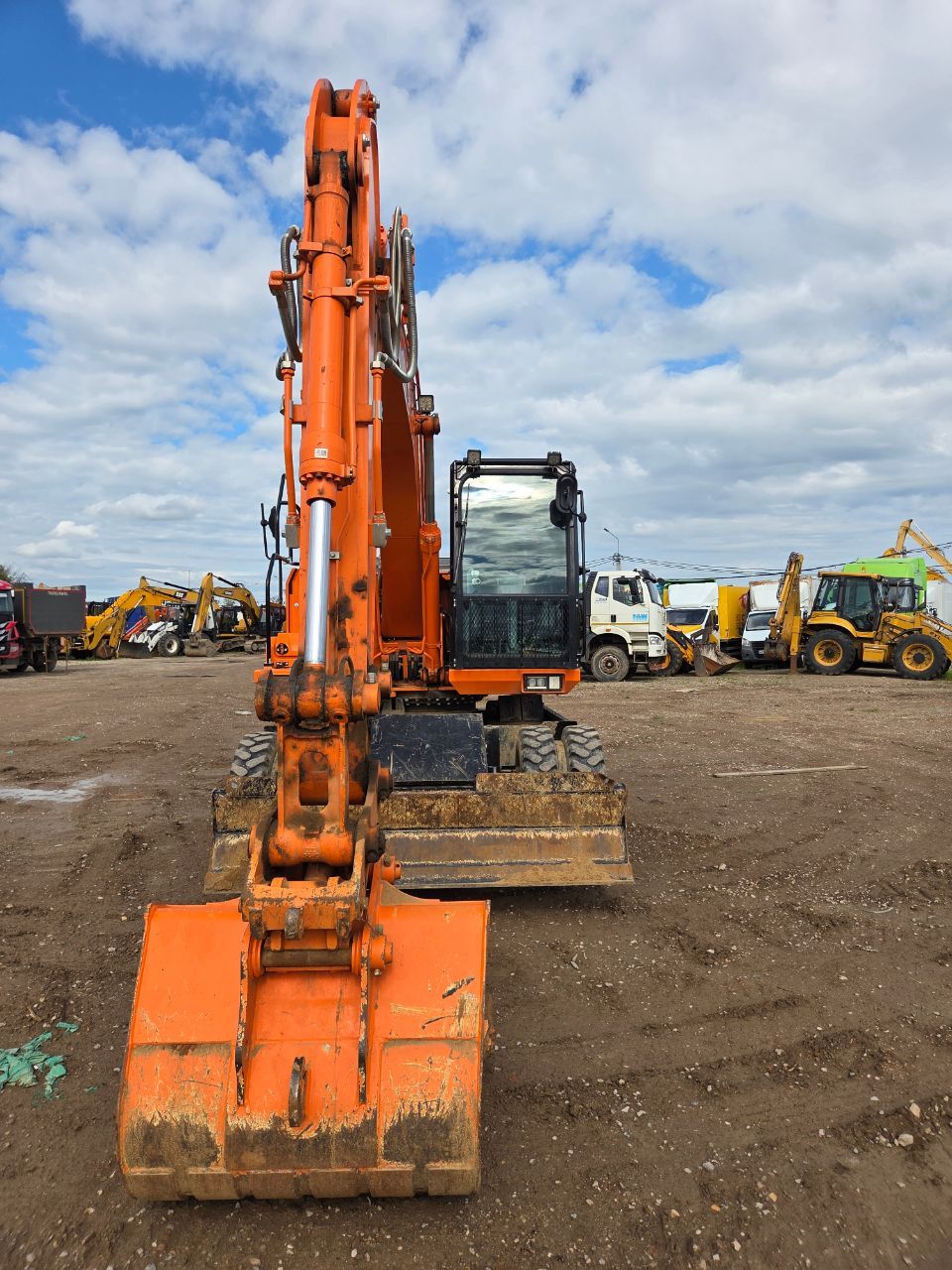 Lonking CDM6155W Экскаватор колесный CDM6155W (Дизельный, 5,9 л, 152 л.с. АТ)