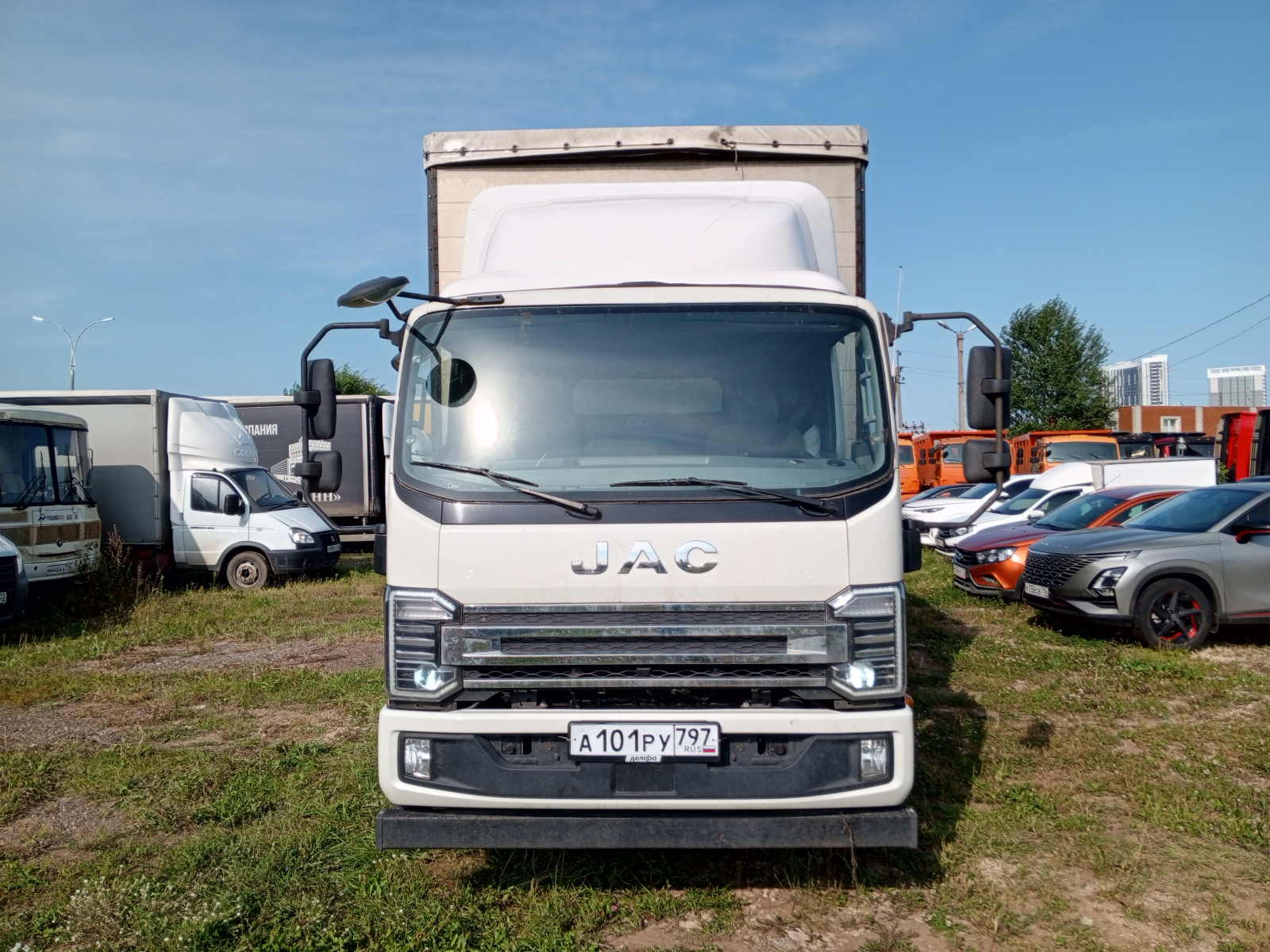 JAC N120 Бортовой (Евроборт) 78J121-01 (Евроборт, Дизельный, 4,5 л, 207 л.с., МТ)