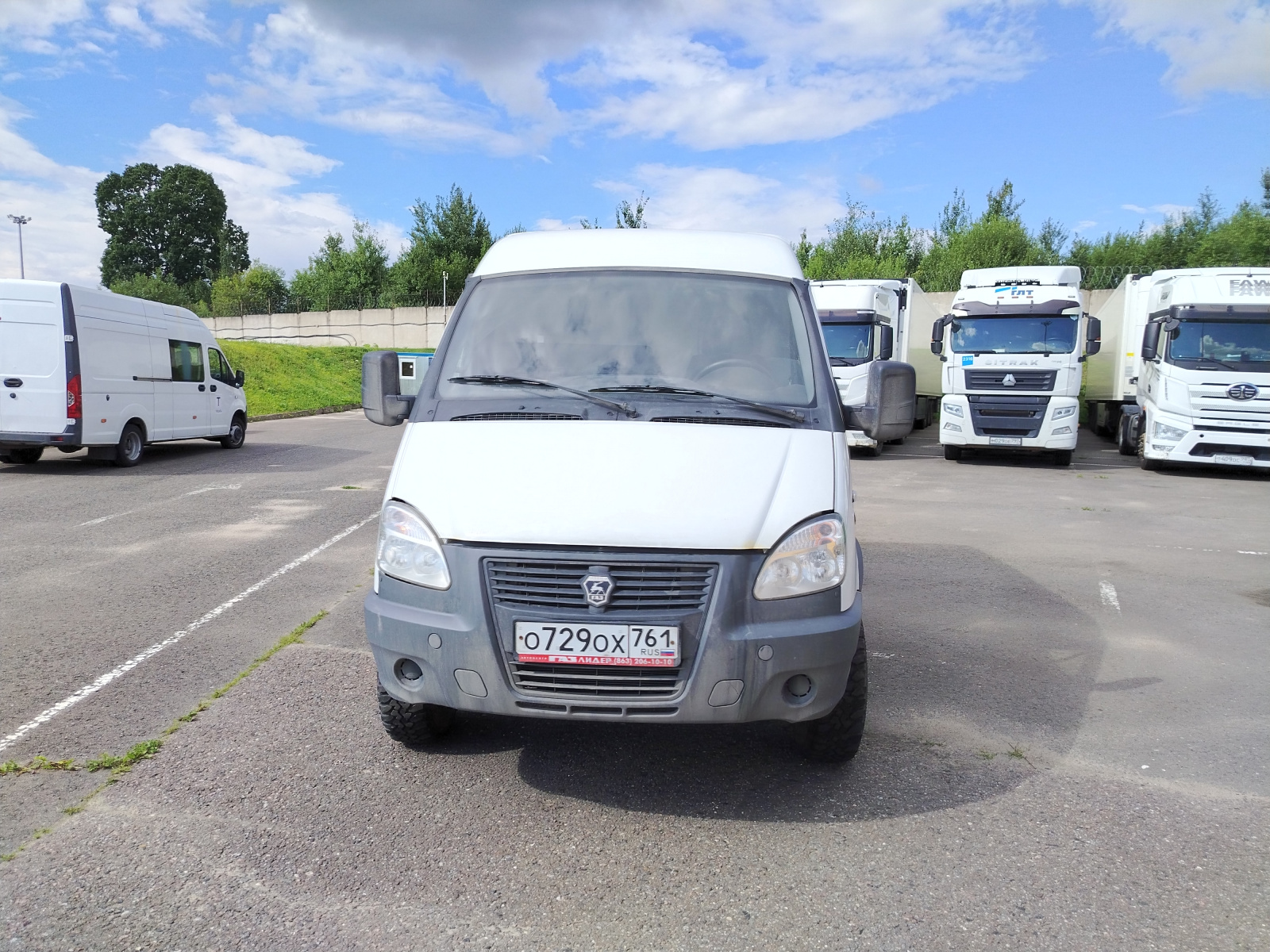 GAZ SOBOL Цельнометаллический 27527 (Бензиновый, 2,7 л, 107 л.с, 4WD)