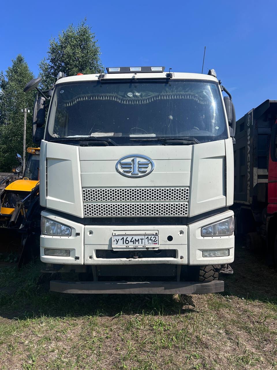FAW J6 8x4 Самосвал СА3310Р66K24T4E5 (Дизельный, 11,1 л, 420 л.с., МТ)