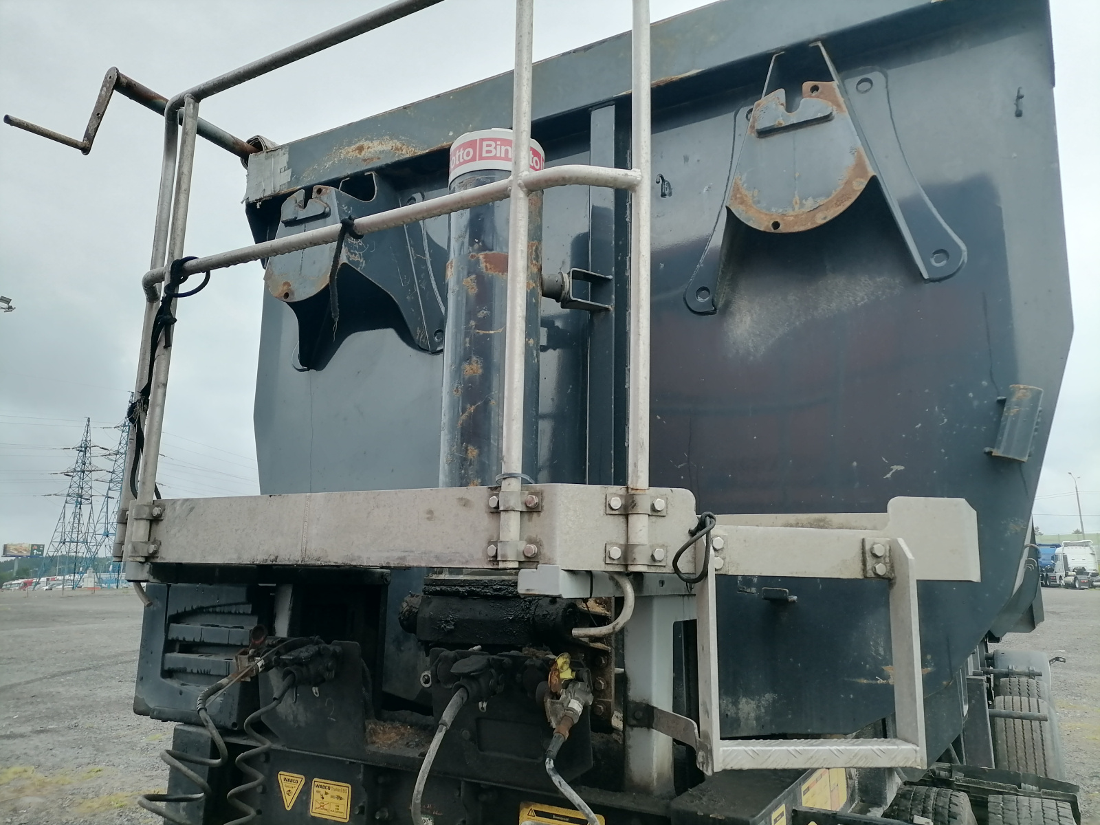 Grunwald 9453 Полуприцеп самосвальный 9453-0000011-60