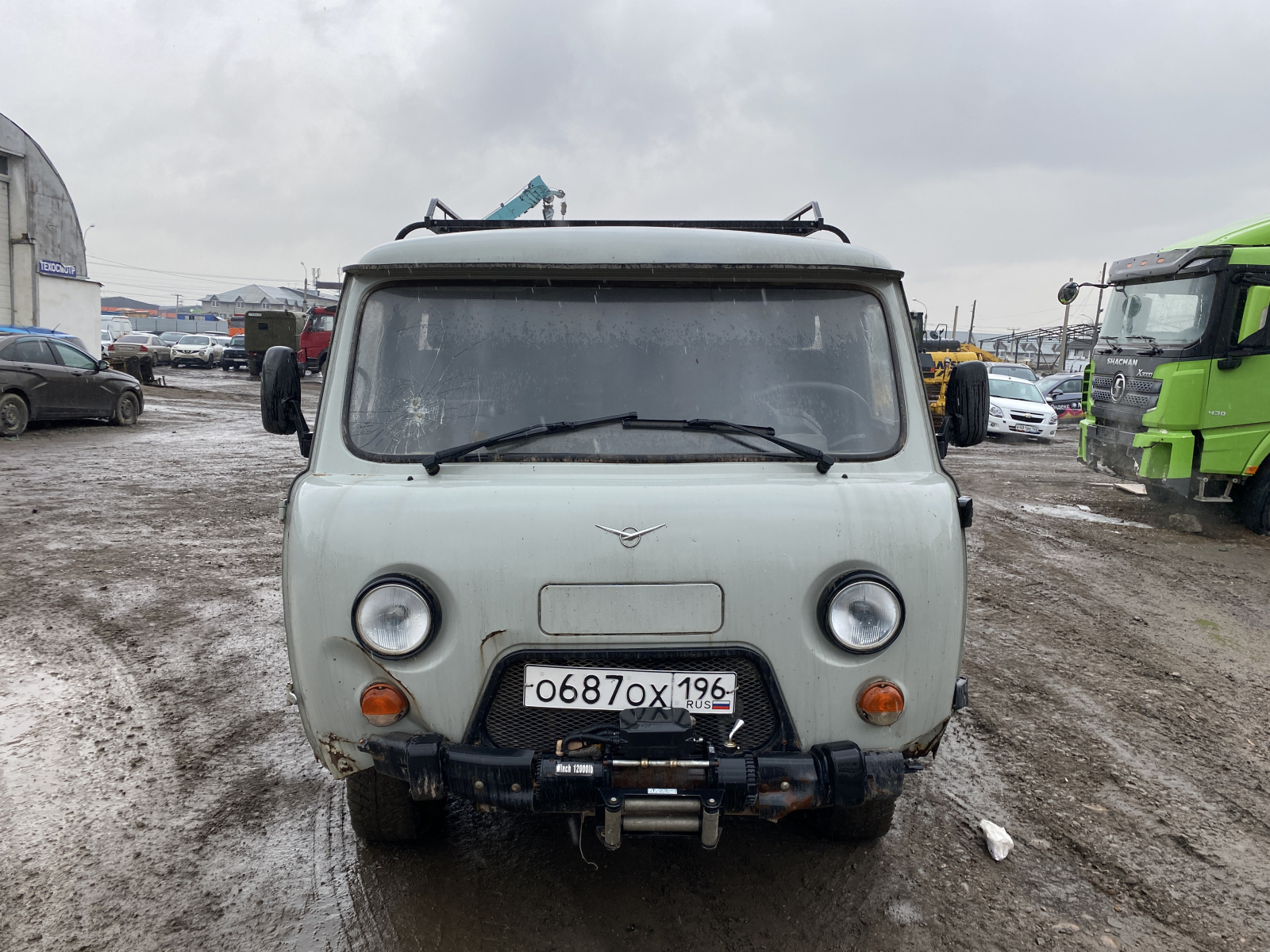 UAZ 3909* Грузопассажирский 390995-04 (Фургон, 6+1 мест, без ABS, Бензиновый, 2,7 л, 112 л.с.)