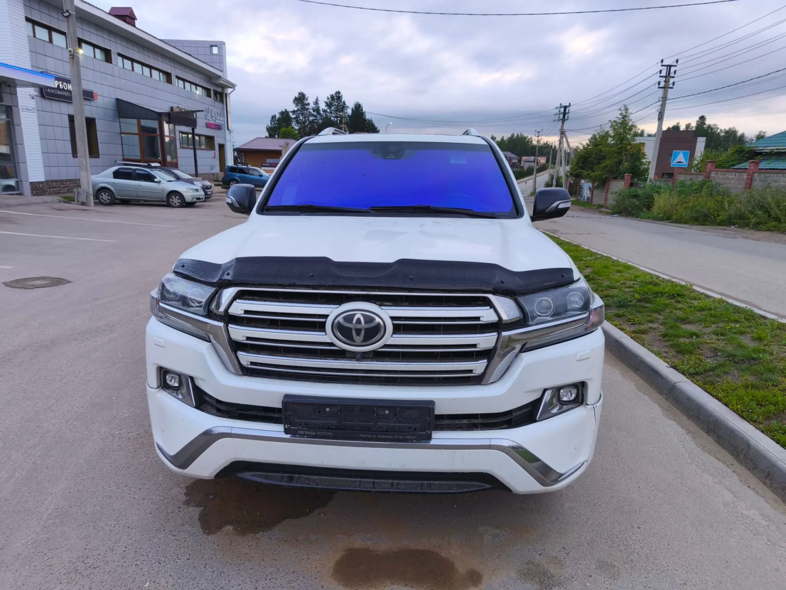 Toyota LAND CRUISER 200 Executive (5 мест) 4.5d АКП