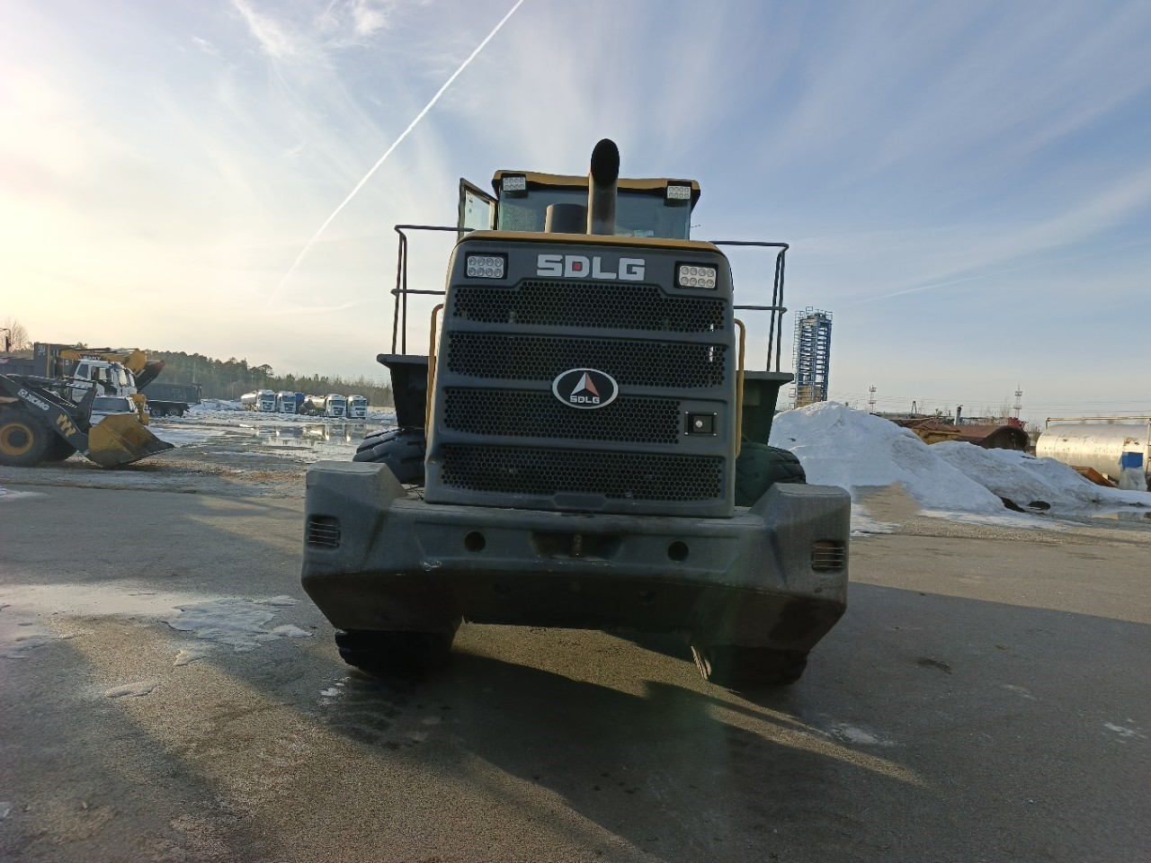 SDLG L956 Фронтальный погрузчик L956FH (Дизельный, 9,7 л, 220 л.с., АТ)