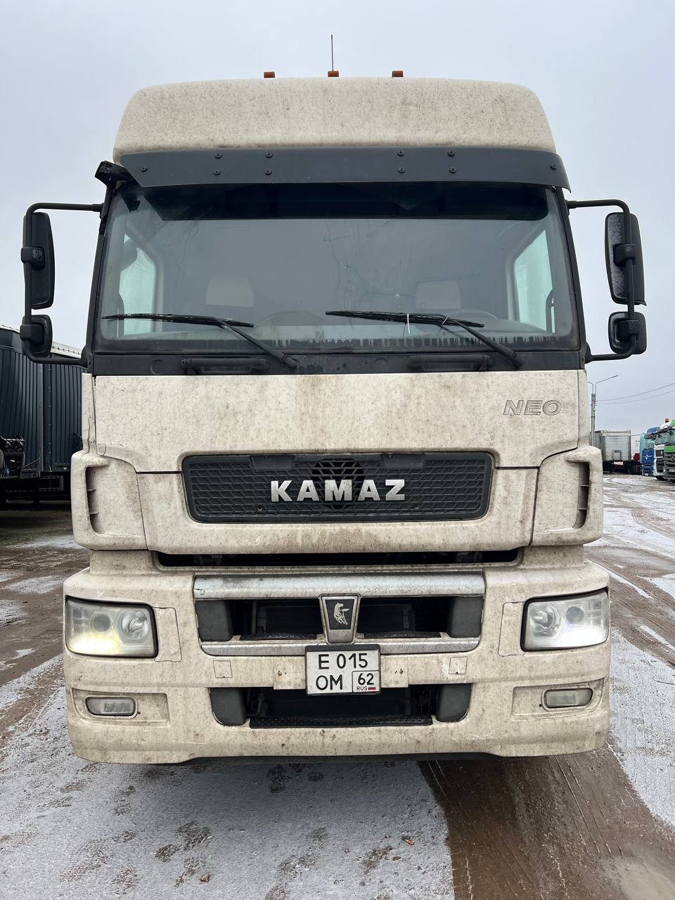 КамАЗ М1840 4x2 Седельный тягач 5490-S5 (Дизель/Газ, 12,0 л, 401 л.с., МТ)