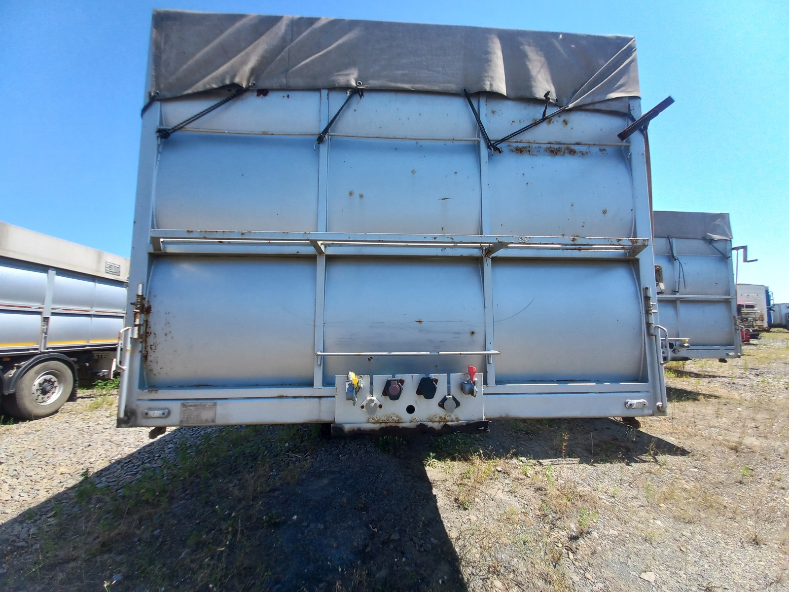 КРОПКУЗОВ 85057* Полуприцеп бортовой 85057B