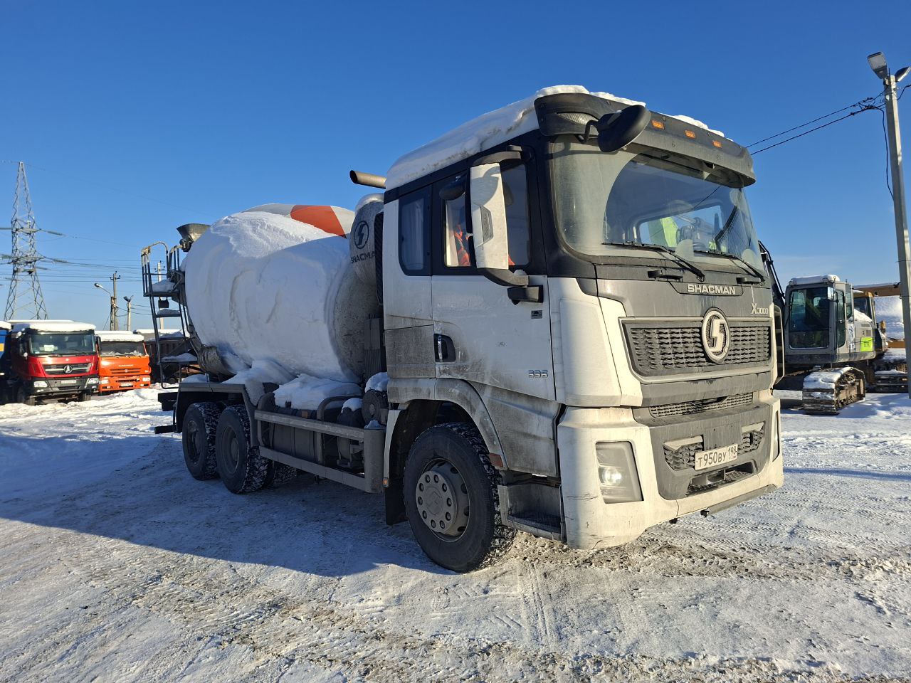 Shacman (Shaanxi) SX* 6x4 Автобетоносмеситель SX5258GJB6R384 (Дизельный, 9,7 л, 329 л.с., МТ)