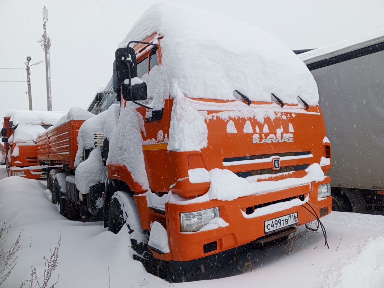 КамАЗ 43118 6x6 Бортовой с КМУ КМА-150-5 (Дизельный, 11,8 л, 300 л.с., МТ)