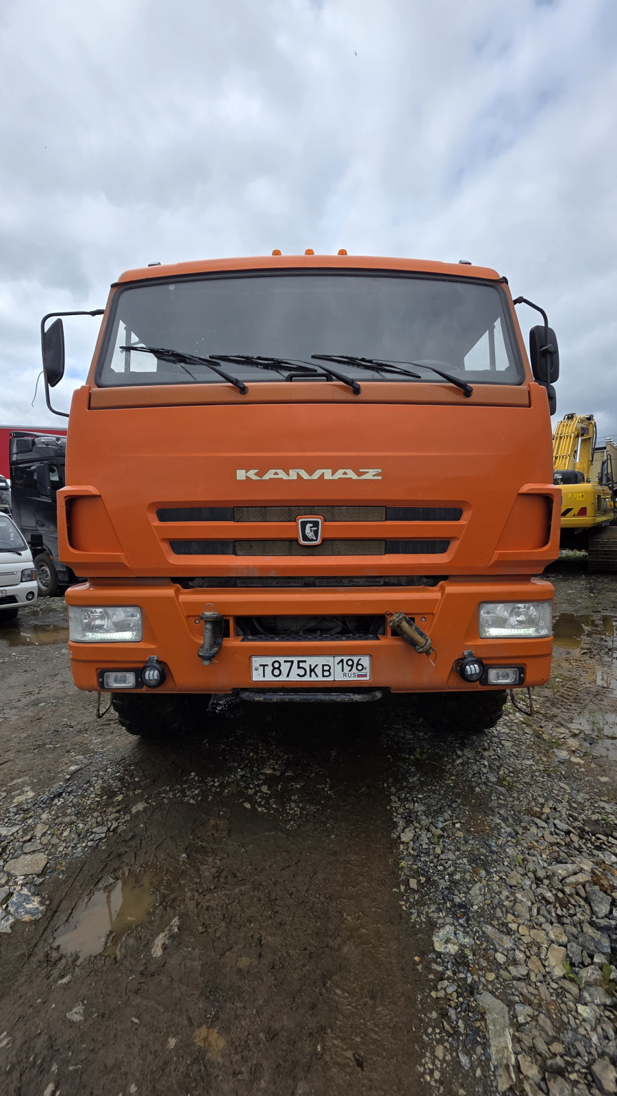 КамАЗ 43118 6x6 Бортовой с КМУ 438240-02 (Дизельный, 11,8 л, 300 л.с., МТ)