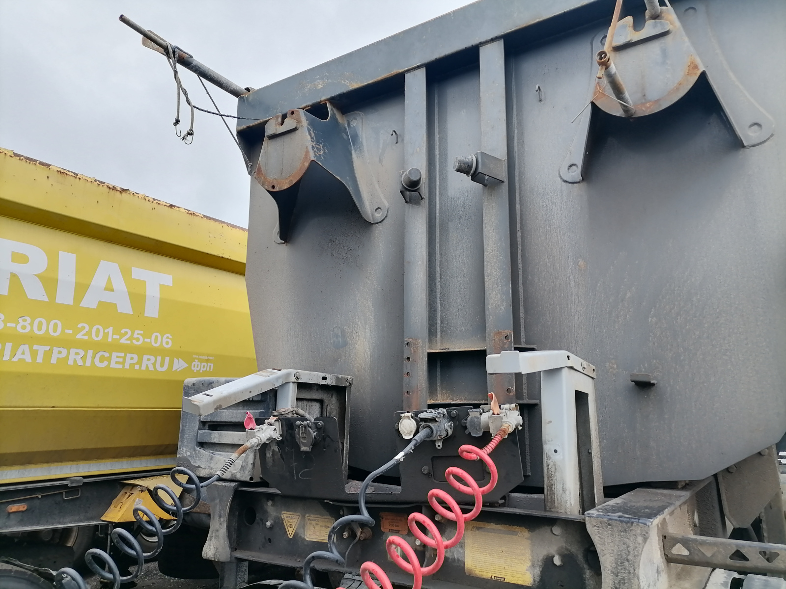 Grunwald 9453 Полуприцеп самосвальный 9453-0000011-60