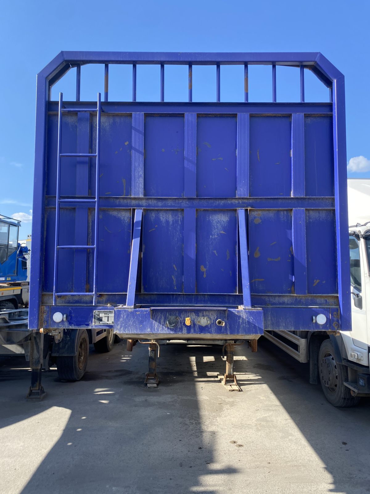 AMUR AMUR Полуприцеп бортовой LYR9600JS