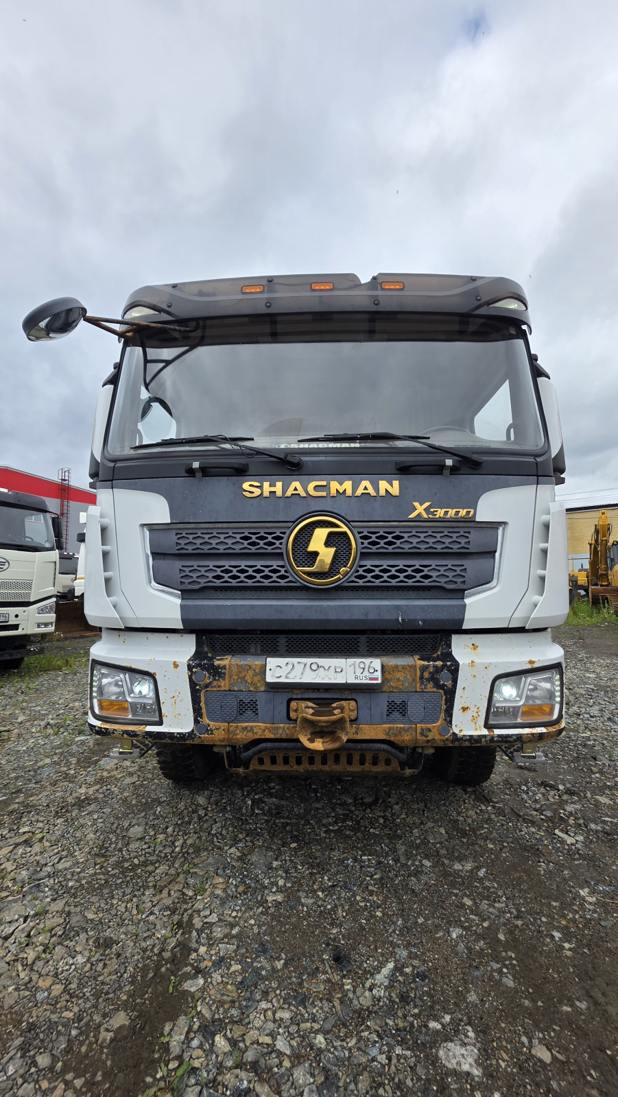 Shacman (Shaanxi) SX* 6x4 Самосвал SX32586T384 (Дизельный, 11,6 л, 369 л.с., МТ)