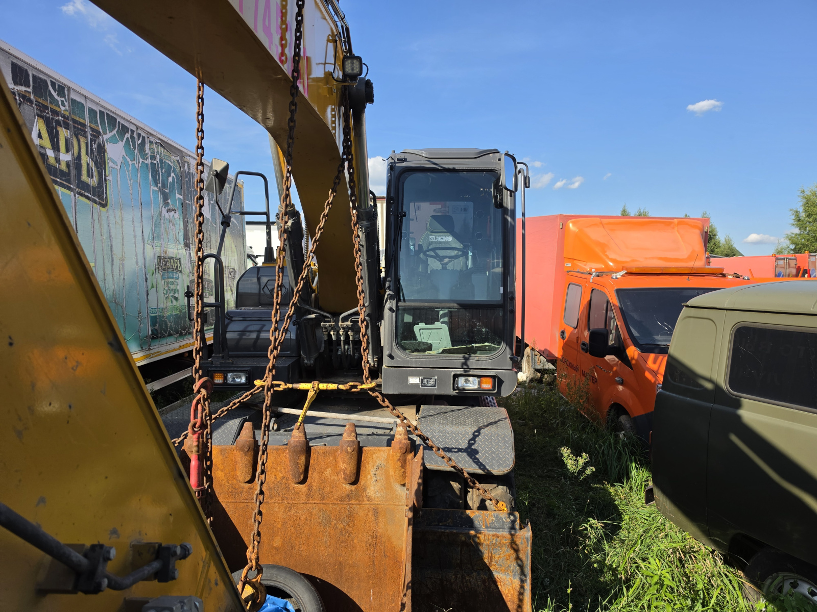 XCMG XE180* Экскаватор колесный XE180WD (Дизельный, 4,5 л, 141 л.с., АТ)