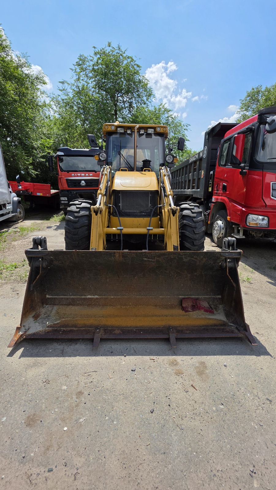 SHANMON S* Экскаватор-погрузчик S900 (Дизельный, 4,8 л, 102 л.с., АТ)