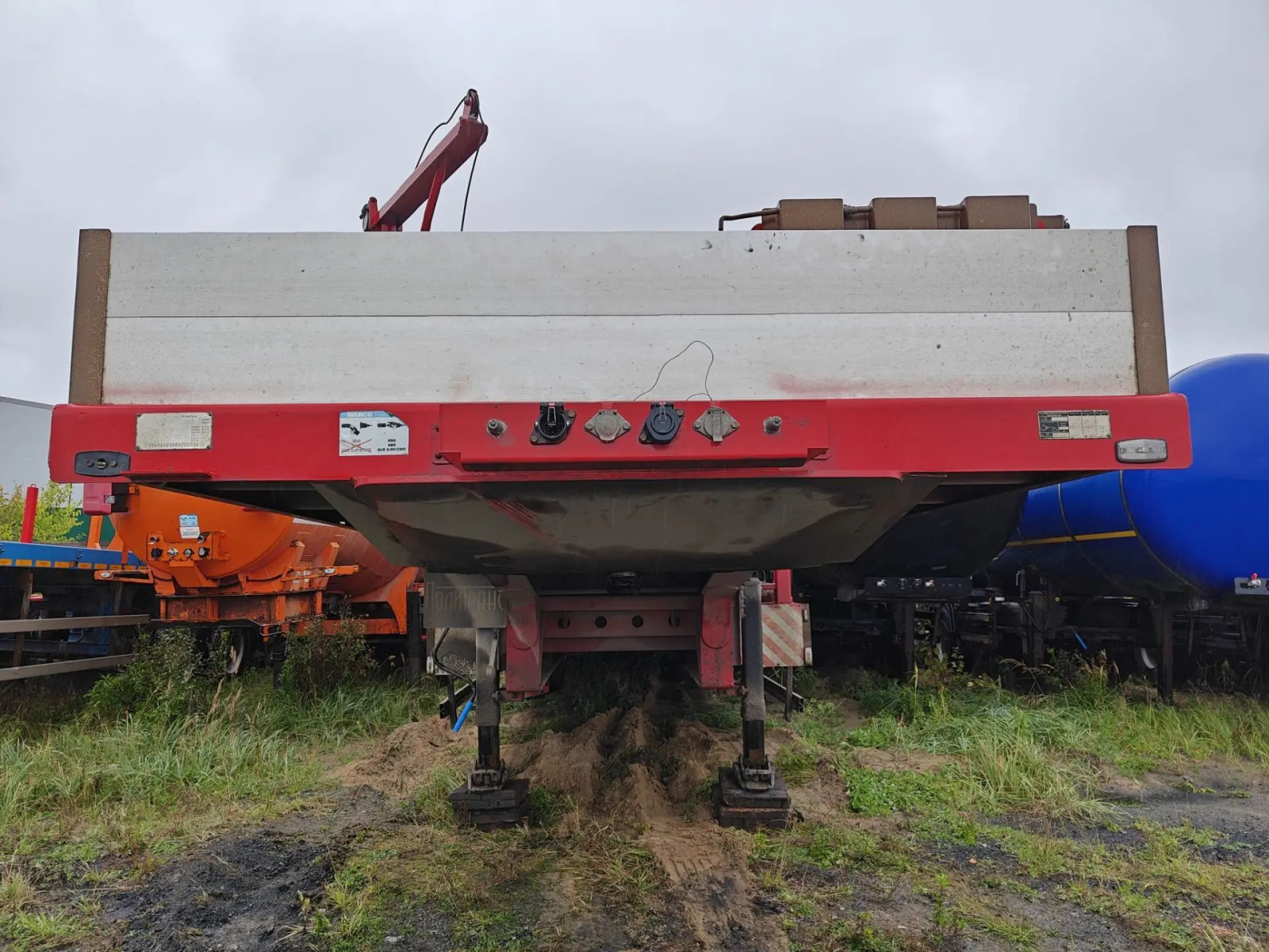 Политранс 9416* Полуприцеп тяжеловоз 3 оси 94163-052 (Не раздвижной)