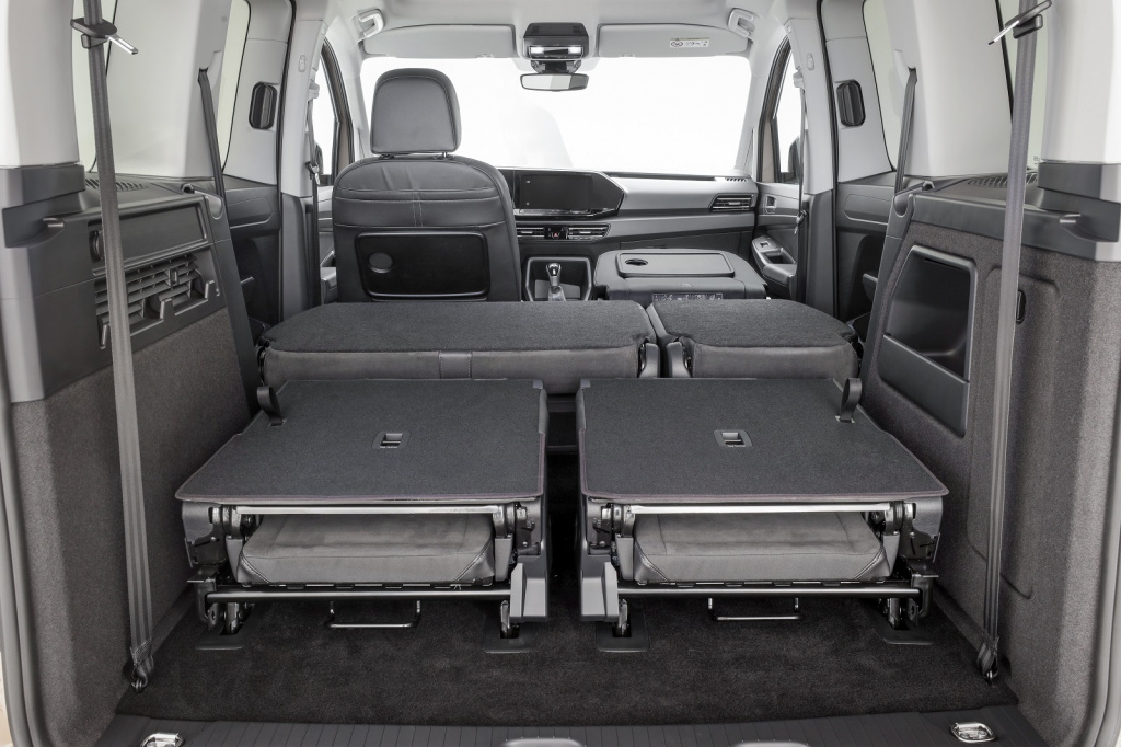 b02_caddy_5_019.jpg